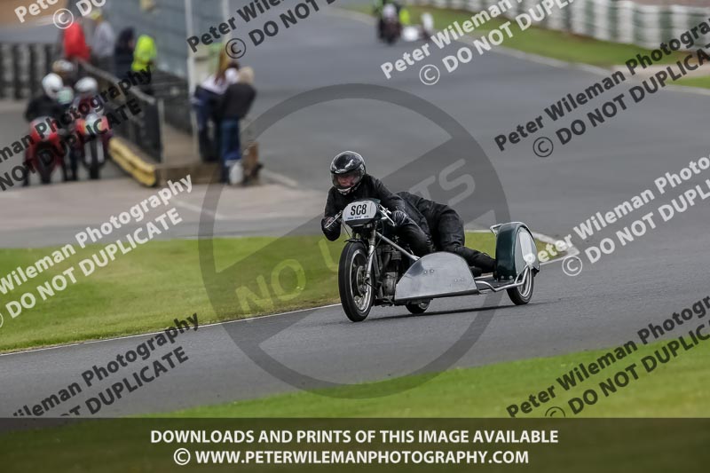 Vintage motorcycle club;eventdigitalimages;mallory park;mallory park trackday photographs;no limits trackdays;peter wileman photography;trackday digital images;trackday photos;vmcc festival 1000 bikes photographs